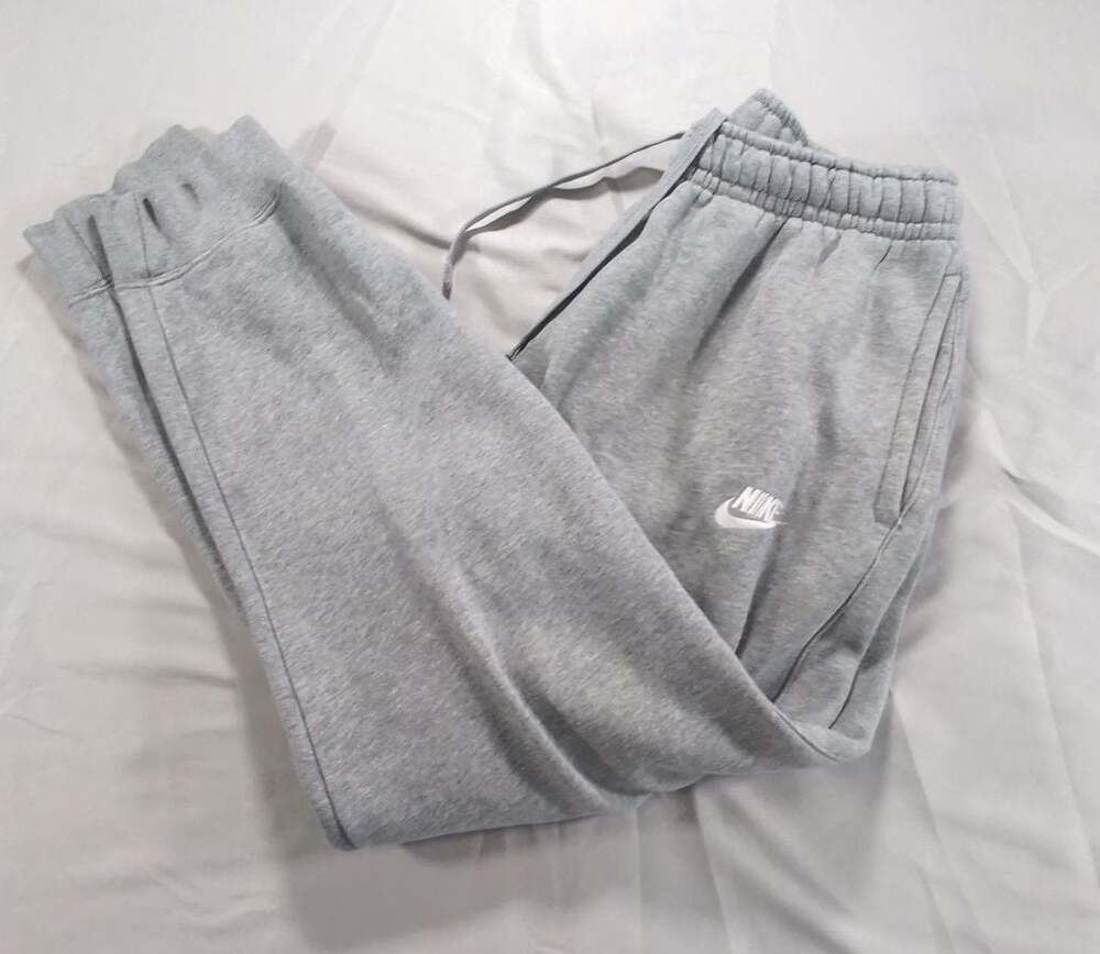 Nike Men's Sportswear Club Fleece Gray Heather Jogger Sweatpants